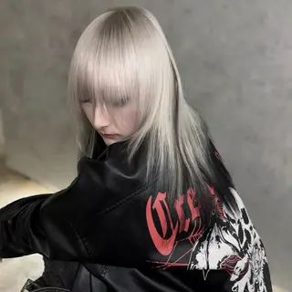 セミロング カラー Ren. 🦋デザインカラーのヘアスタイル