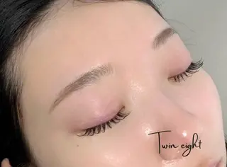 マツエク・マツパ Twin Eight ネイル&まつ毛和泉市の眉毛・アイブロウイメージ