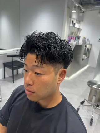 パーマ メンズ 宮原 和斗のヘアスタイル