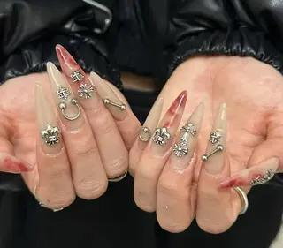 ネイル Pure&Rich Nailのネイルデザイン