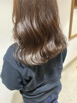 カラー 【novem】 serenのヘアスタイル