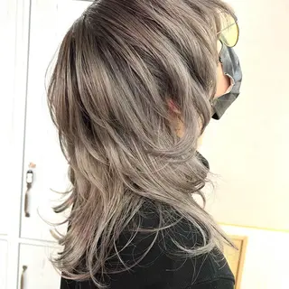ロング カラー パーマ ヘアアレンジ メンズ 🪼個性、雰囲気🪼 ⛈オカダ🎧のヘアスタイル