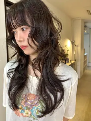 ロング カラー mizuki/ピンク ベージュ.レイヤーのヘアスタイル