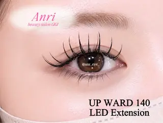 マツエク・マツパ ANRI 束感まつげ LED マツエクのマツエク・マツパデザイン