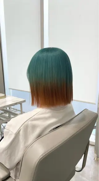 ミディアム カラー 🫧艶ダブルカラー ブリーチ🫧トモヤのヘアスタイル