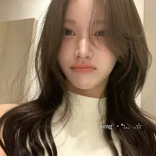 カラー 🌿‬透明感カラー 🫧ひなの🧸のヘアスタイル