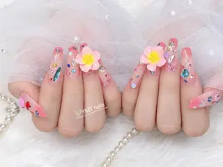 ネイル YMT__ Nailsのネイルデザイン