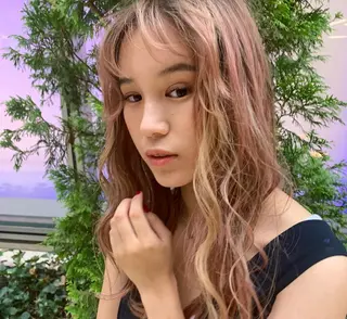 ショート カラー Shiho お洒落な エクステ♡ハイトーンのヘアスタイル