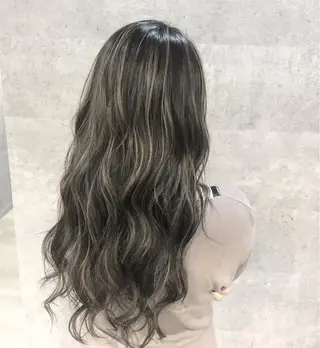 ロング カラー 髪質改善で 憧れの潤艶美髪にのヘアスタイル