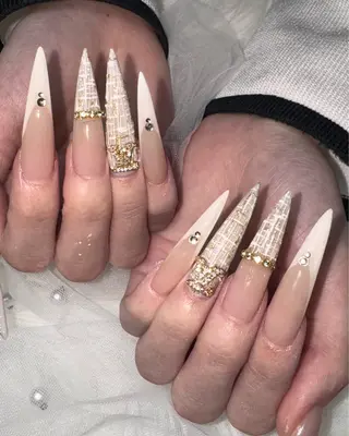 ネイル Feel ‪‪☺︎‬Yuriaのネイルデザイン