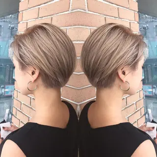 ショート カラー パーマ ヘアアレンジ メンズ キッズ ネイル マツエク・マツパ サロンドミルク 渋谷高比良のヘアスタイル
