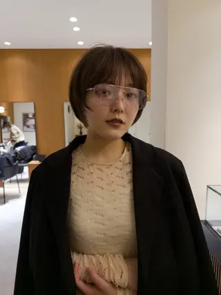 ショート manami / カットモデルのヘアスタイル