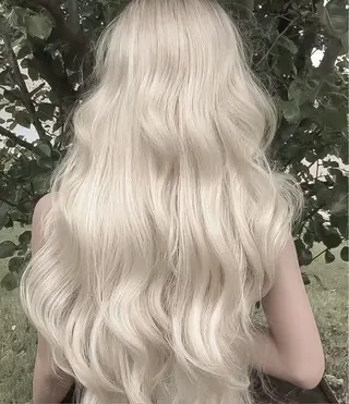 ロング ナナ♡レイヤーカット ♡似合わせカラーのヘアスタイル