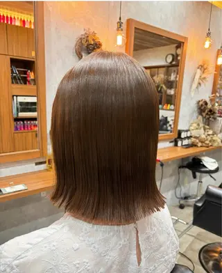 ミディアム カラー 今枝莉菜 上品なツヤカラーのヘアスタイル