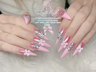 セミロング Linanail Nambaのマツエク・マツパデザイン