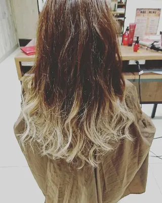 ロング ヘアアレンジ カラー EARTH所沢店長 髪質改善 岡本 勇人のヘアスタイル