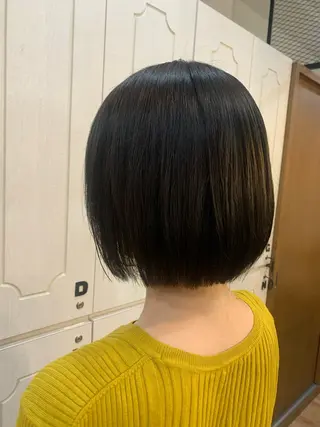 ミディアム カラー T つぐみのヘアスタイル