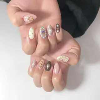 ネイル 【岐阜💅🏻】 オトナ可愛い🤍🪄のネイルデザイン