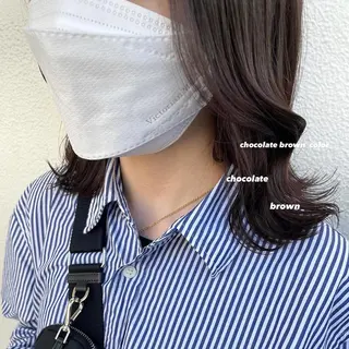 ミディアム カラー パーマ ヘアアレンジ メンズ キッズ ネイル マツエク・マツパ 透明感カラー・レイヤ ー🎀amika🎀のヘアスタイル