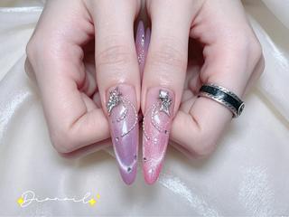 ネイル Dia nail サロンのネイルデザイン