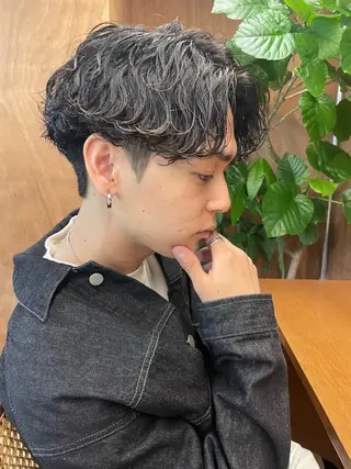 ショート カラー パーマ ヘアアレンジ メンズ 亀井隆汰/メンズ専門 パーマ特化美容師のヘアスタイル