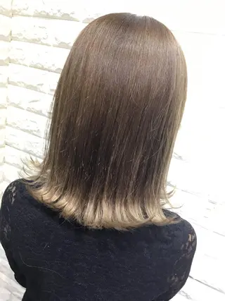 ミディアム カラー IwAsh大和駅前店 河野亜里香のヘアスタイル