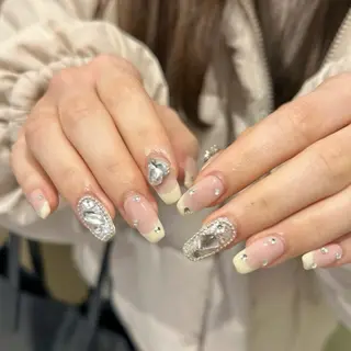 ネイル Lumi de nailsのネイルデザイン