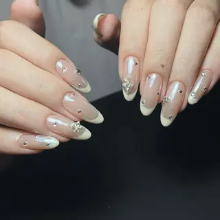ネイル Yuii 🌟 Noera Nailのネイルデザイン