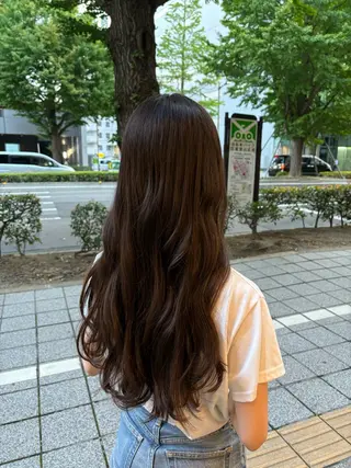 ロング カラー 🍓ブリーチカラー 🎀nene🍓のヘアスタイル