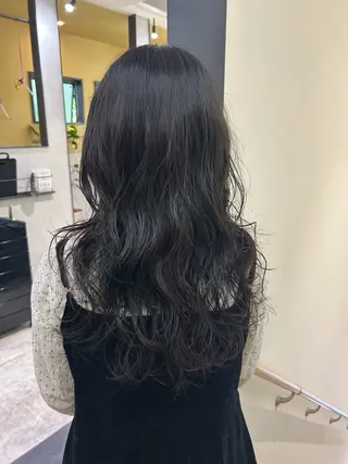 ロング パーマ hubhair レイヤー/透明感のヘアスタイル