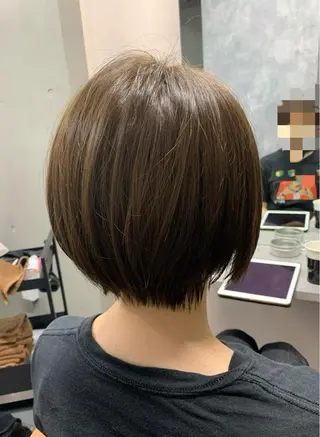 ショート カラー megu 髪質改善TaLeのヘアスタイル