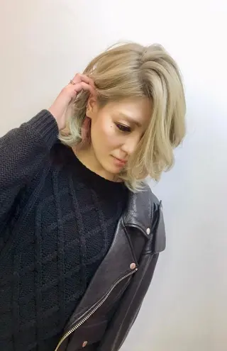 ミディアム カラー パーマ ヘアアレンジ ネイル マツエク・マツパ 吉川 宙翔のヘアスタイル