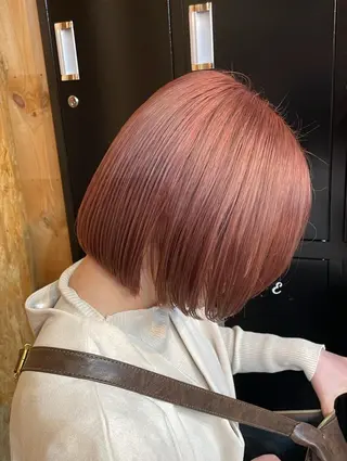 ショート ☘️レイヤー&ボブ× ハイトーン☘️初ボブのヘアスタイル