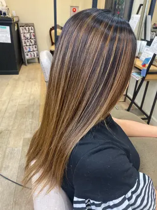 ロング カラー トップスタイリスト/ アユミのヘアスタイル