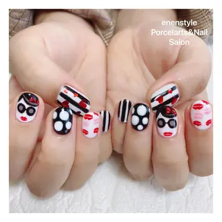 ミディアム ネイル 🐾enen style 🐾のネイルデザイン