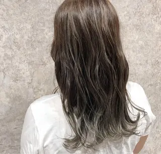 ミディアム カラー 🫟Blanco🫟 Color&Careのヘアスタイル