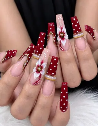 ネイル NiJi Nailsのネイルデザイン