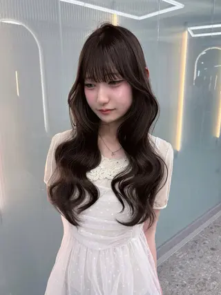 ロング 楠田 美空のヘアスタイル