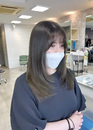 セミロング レイヤー/艶髪カラー 森本くるみのヘアスタイル