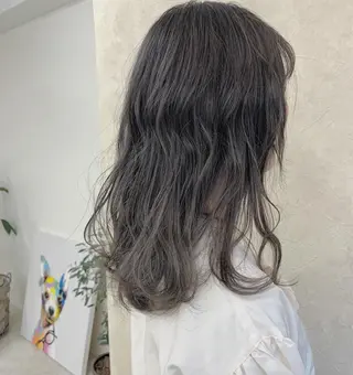 ミディアム カラー ヘアアレンジ 眉毛ワックス konomiの眉毛・アイブロウイメージ