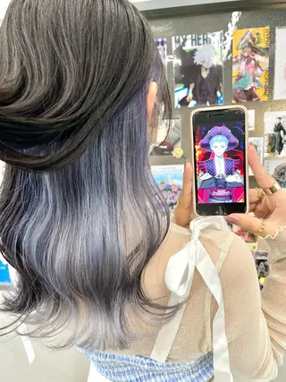 セミロング カラー インナーカラー 推し ブリーチ 髪質改善のヘアスタイル