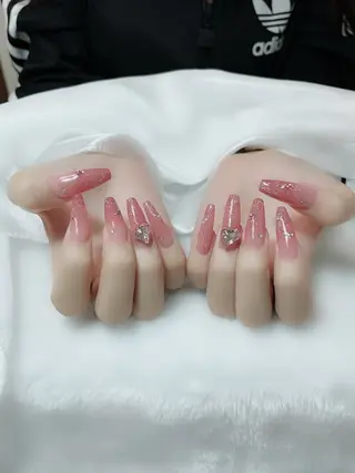 ネイル Amina nail salonのネイルデザイン