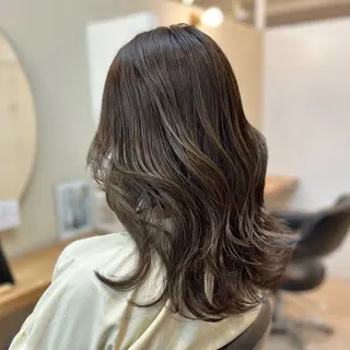 セミロング 美容師歴13年 川口のヘアスタイル