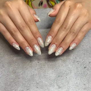 ネイル Bianca浦和🍀 suminaのネイルデザイン