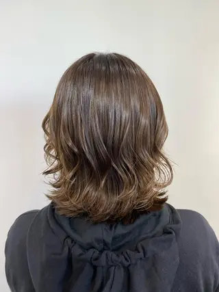 カラー ハルカ ・のヘアスタイル
