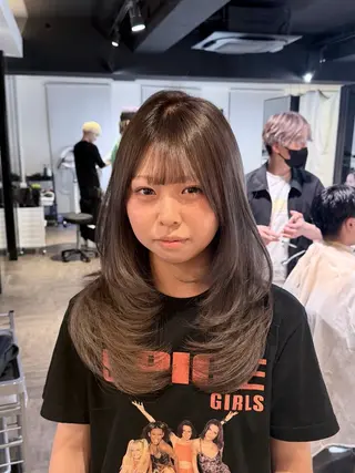 セミロング 🎀momoღブリー チハイトーン🎀のヘアスタイル