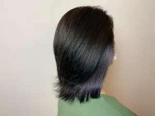 ミディアム カラー ハラ ルイスのヘアスタイル
