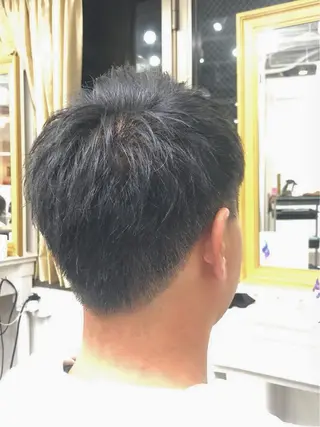 ショート メンズ 白髪ぼかし大人メンズ 根本零のヘアスタイル