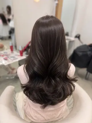 ロング SONA/レイヤー/ 顔周り/ダブルカラーのヘアスタイル