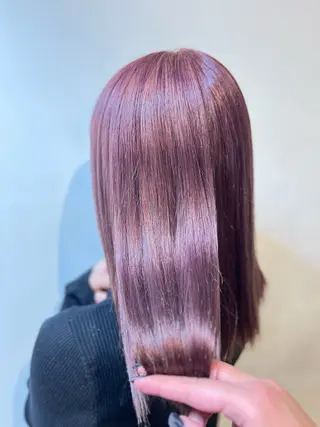 セミロング カラー 松下 詩恵里のヘアスタイル